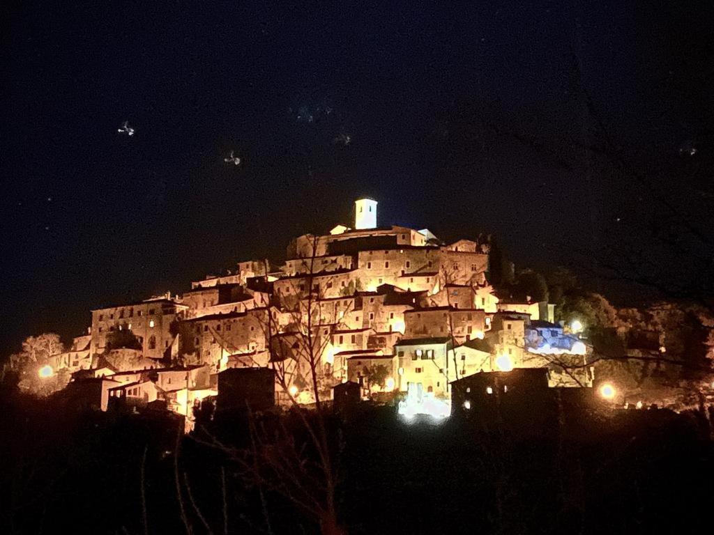Alloggio Turistico Luigina Morro Reatino Екстериор снимка
